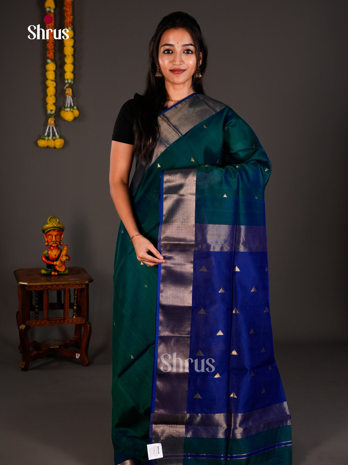 Maheshwari silkcotton Saree - ECS03030 - Shop on Shrus.com