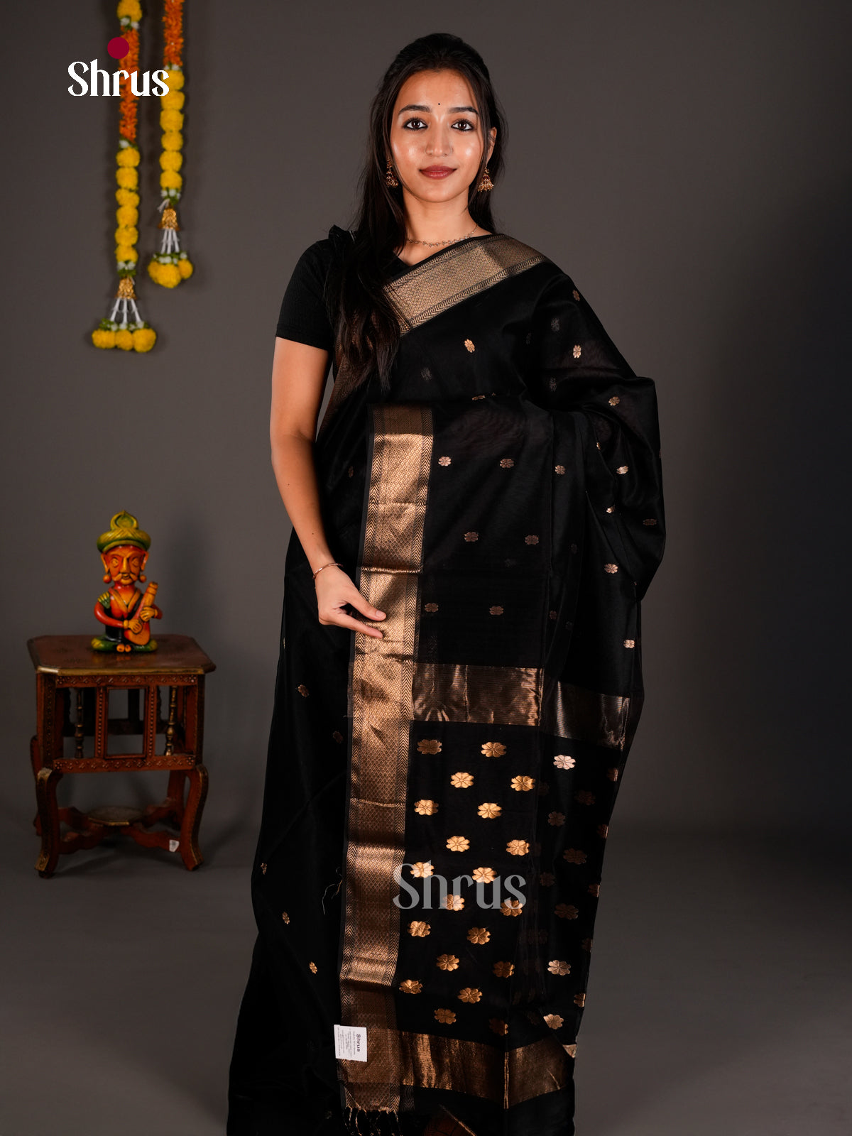 Maheshwari silkcotton Saree - ECS03055 - Shop on Shrus.com