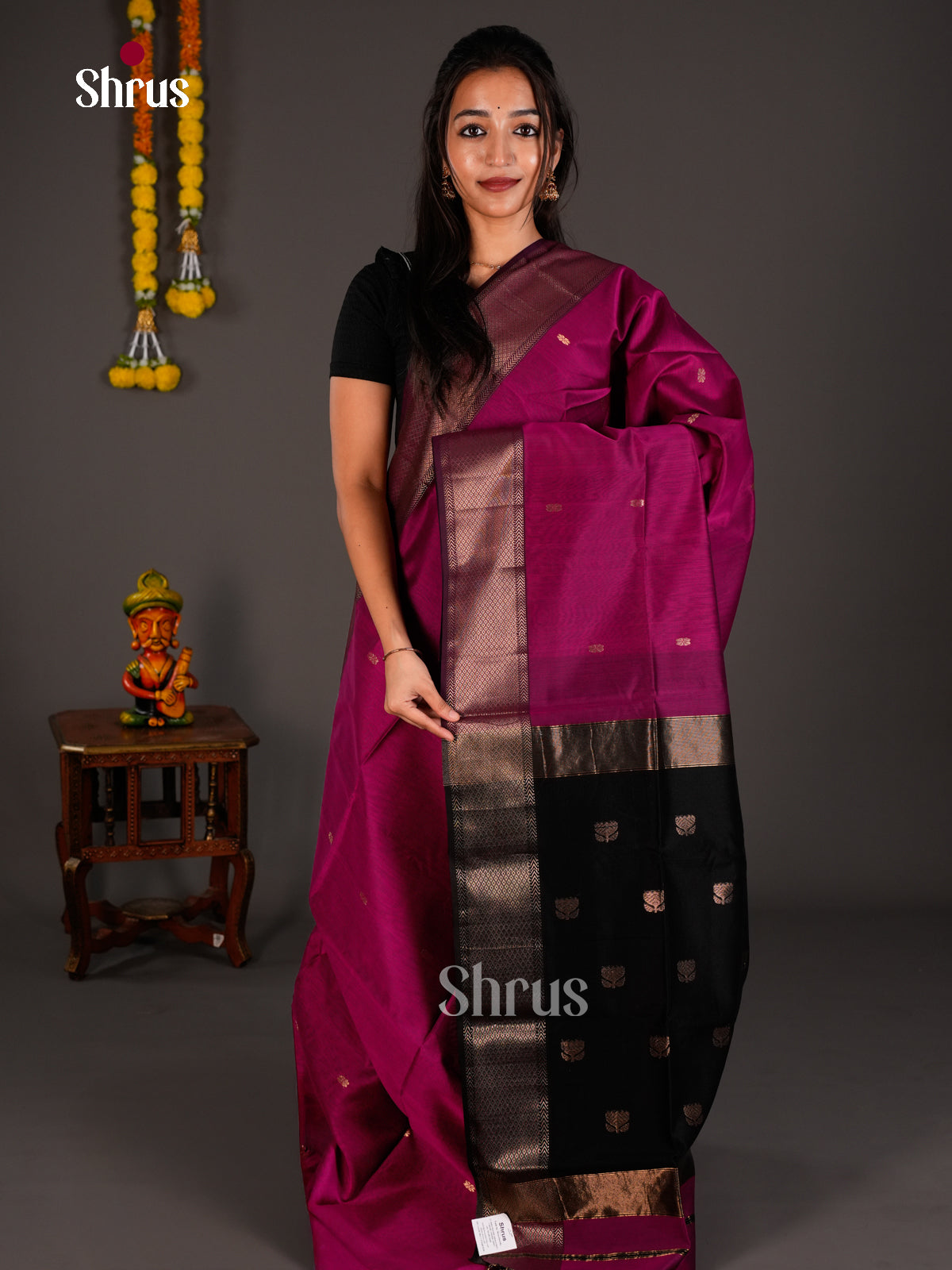Maheshwari silkcotton Saree - ECS03058 - Shop on Shrus.com