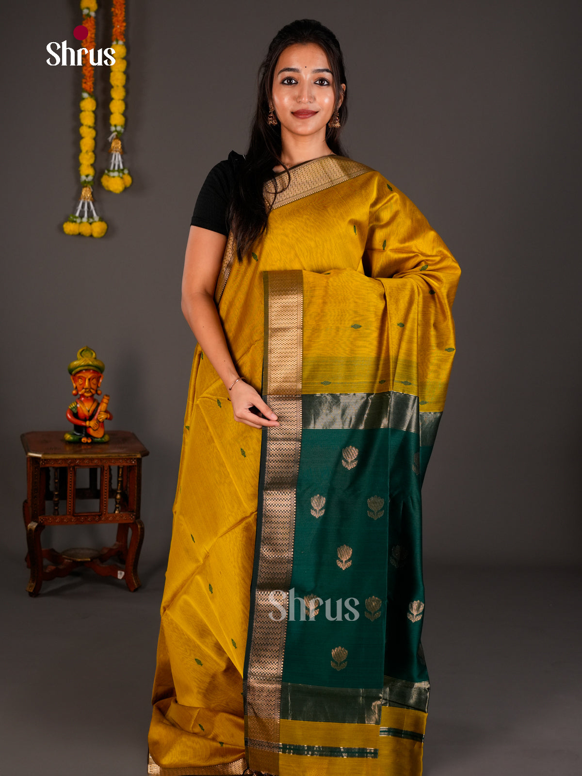 Maheshwari silkcotton Saree - ECS03068 - Shop on Shrus.com