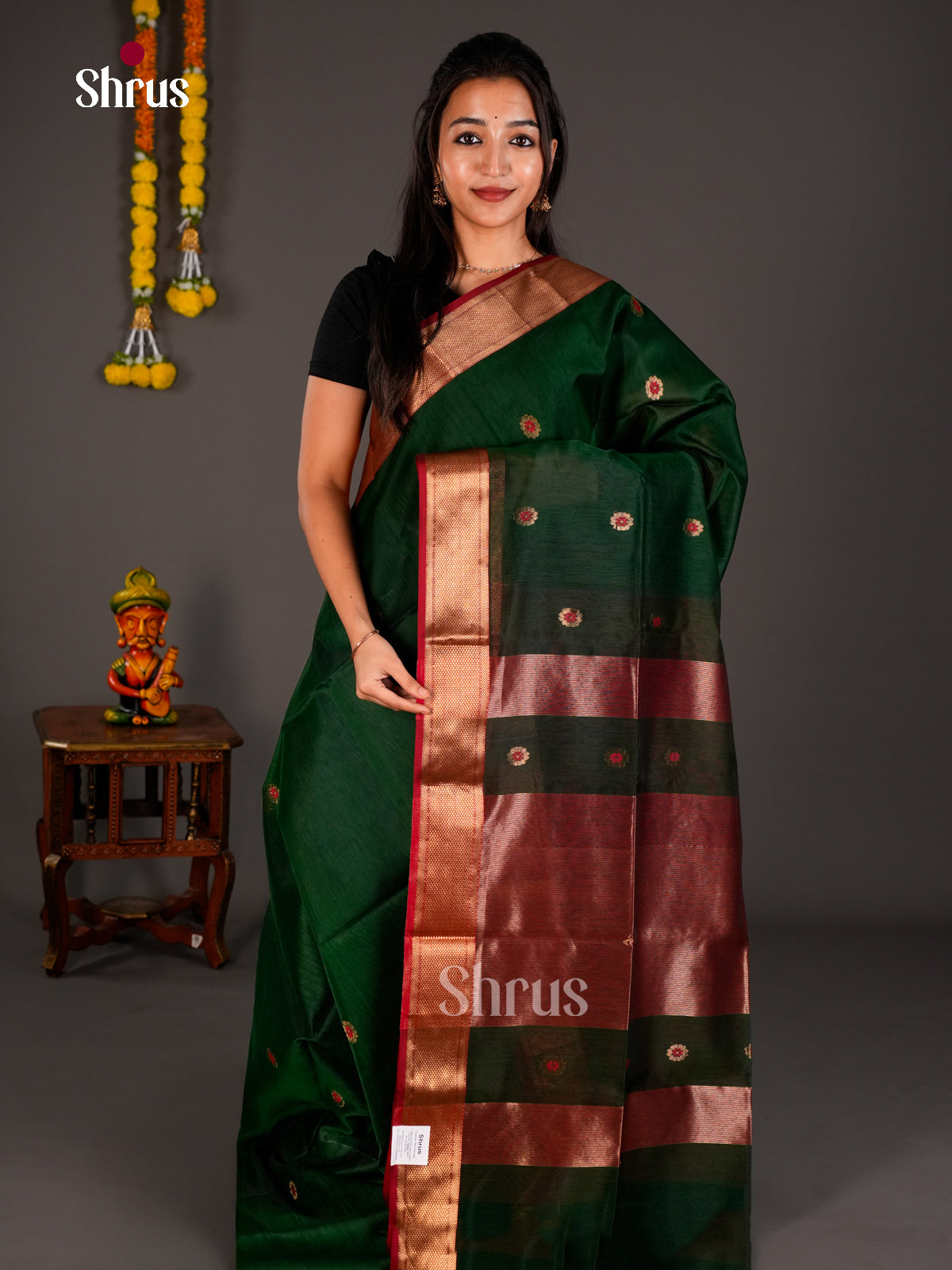 Maheshwari silkcotton Saree - ECS03118 - Shop on Shrus.com