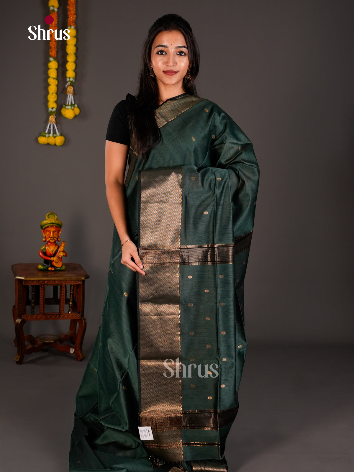 Maheshwari silkcotton Saree - ECS03136 - Shop on Shrus.com