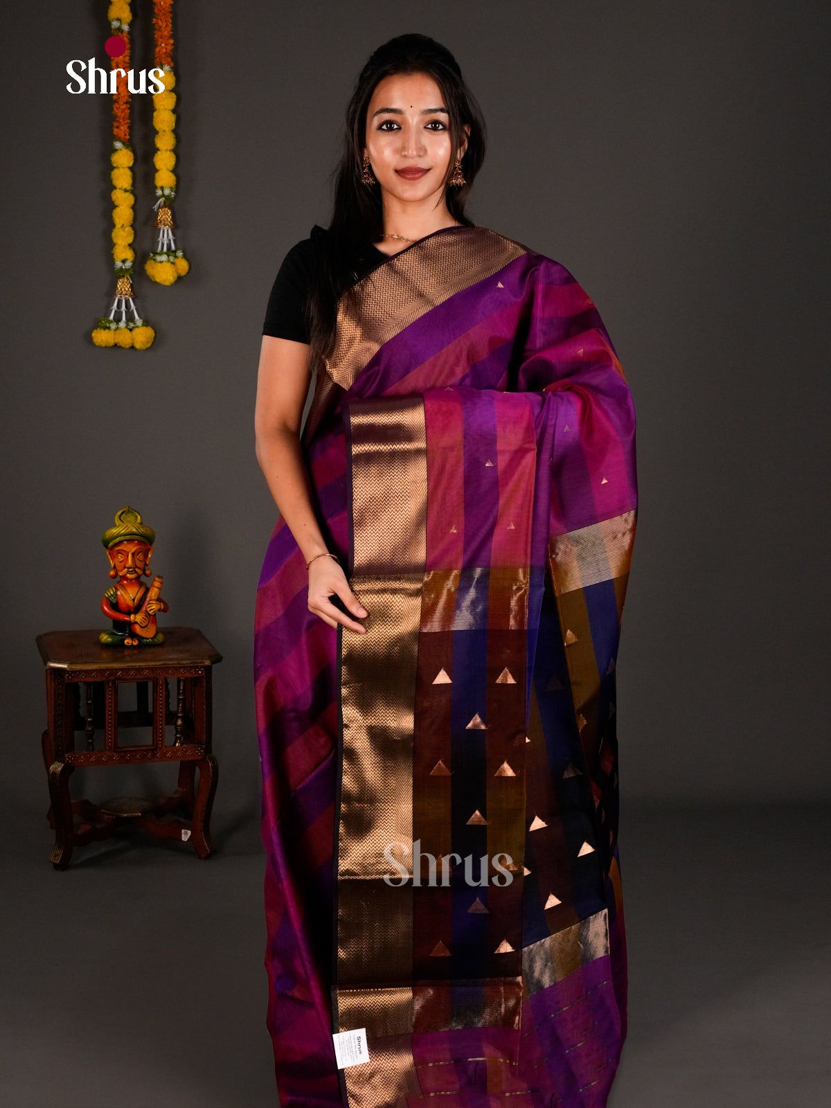 Maheshwari silkcotton Saree - ECS03147 - Shop on Shrus.com