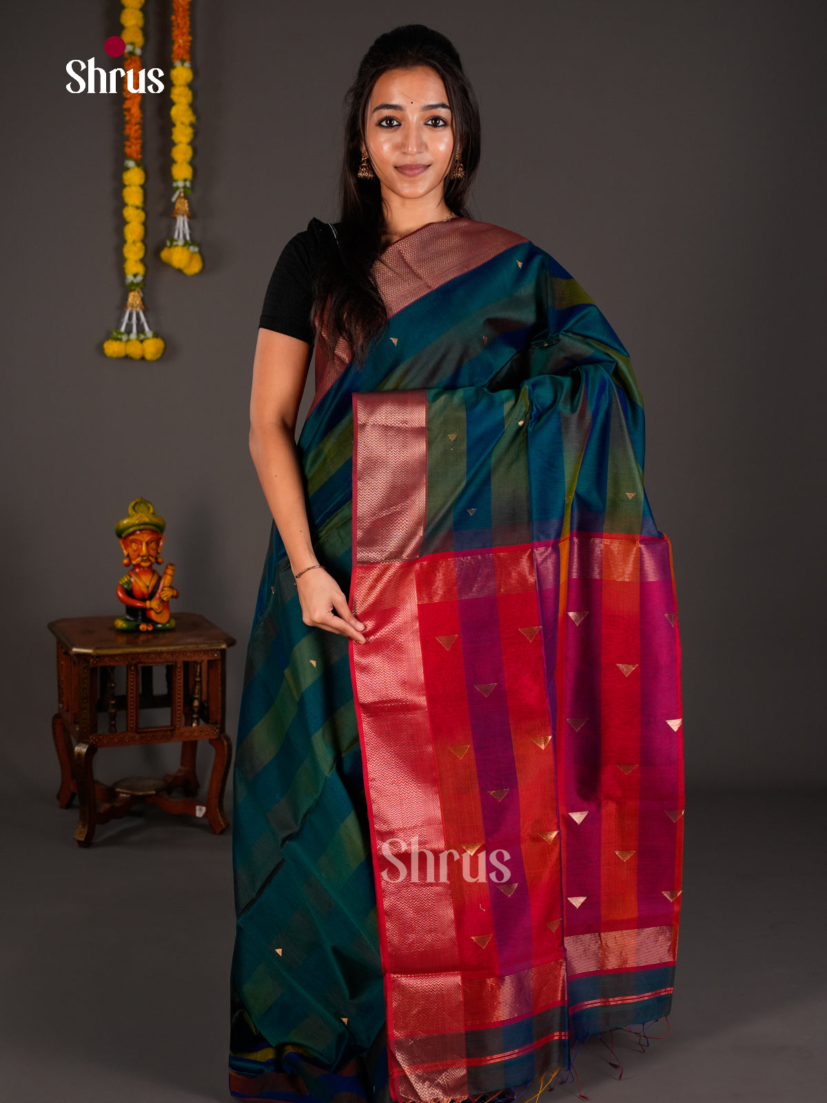 Maheshwari silkcotton Saree - ECS03150 - Shop on Shrus.com