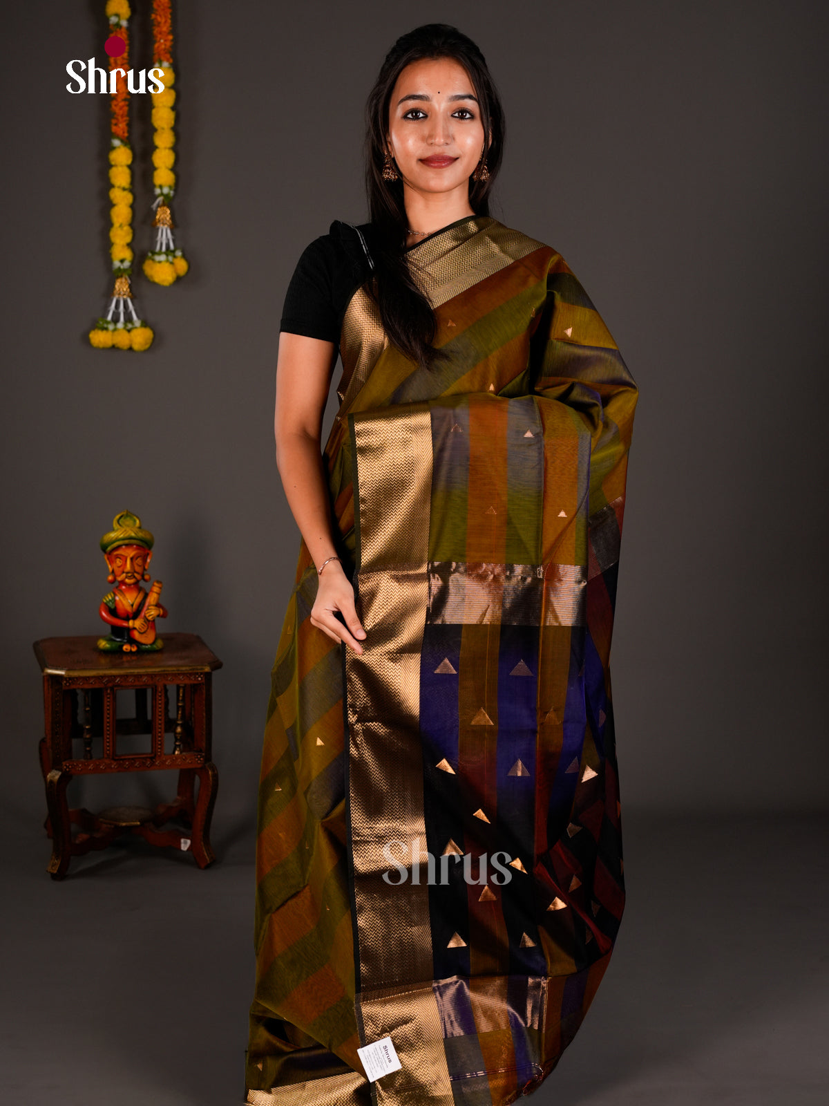 Maheshwari silkcotton Saree - ECS03151 - Shop on Shrus.com