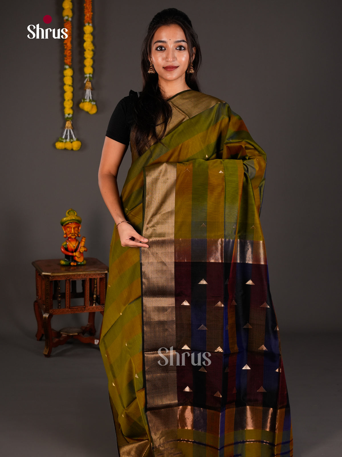 Maheshwari silkcotton Saree - ECS03152 - Shop on Shrus.com