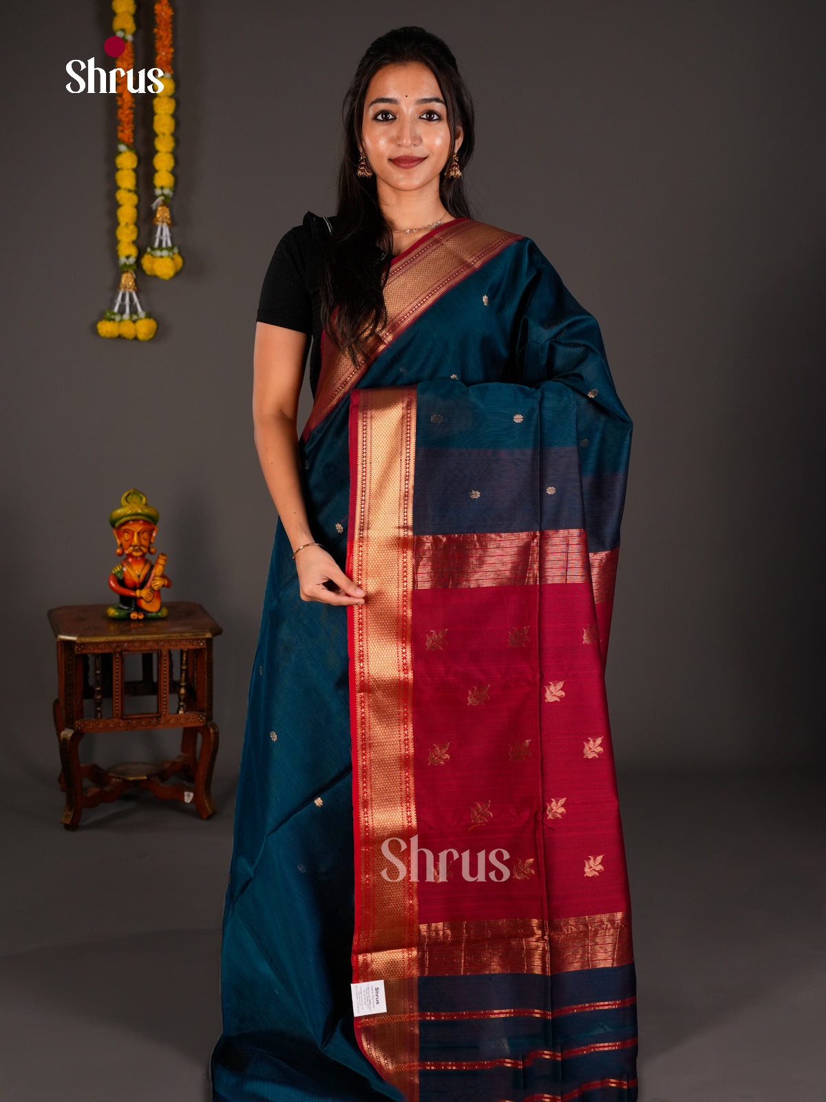 Maheshwari silkcotton Saree - ECS03160 - Shop on Shrus.com
