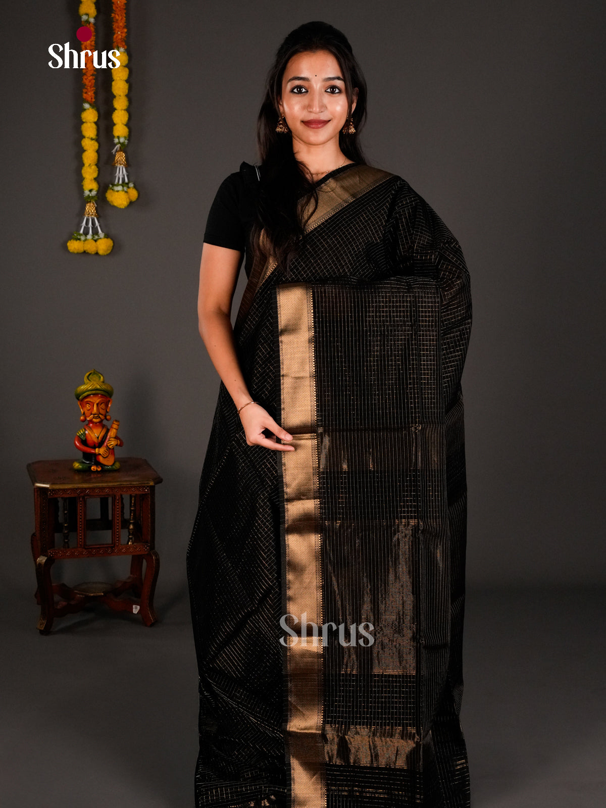 Maheshwari silkcotton Saree - ECS03185 - Shop on Shrus.com