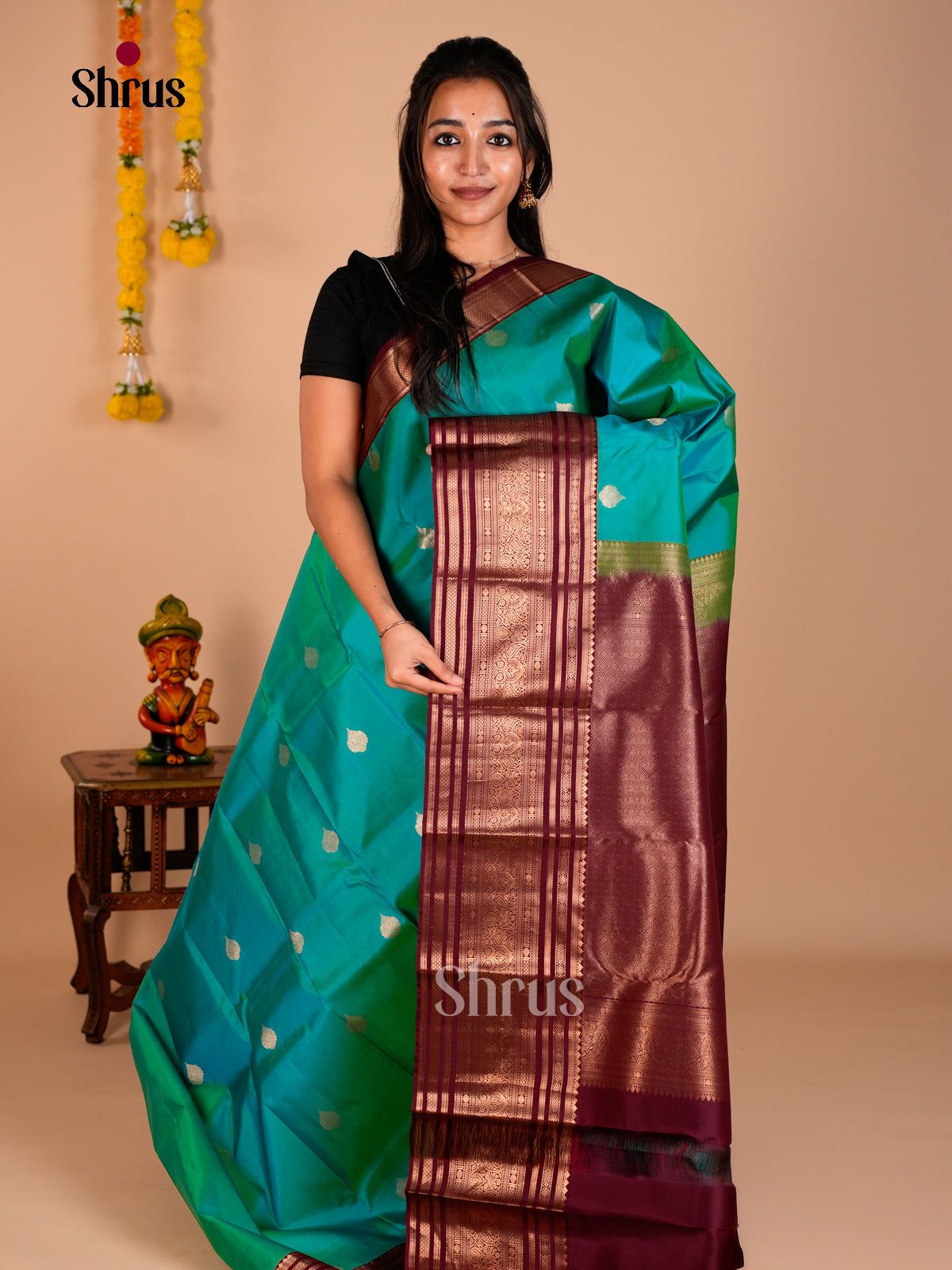 Kanchipuram silk Saree - ECS06195 - Shop on Shrus.com