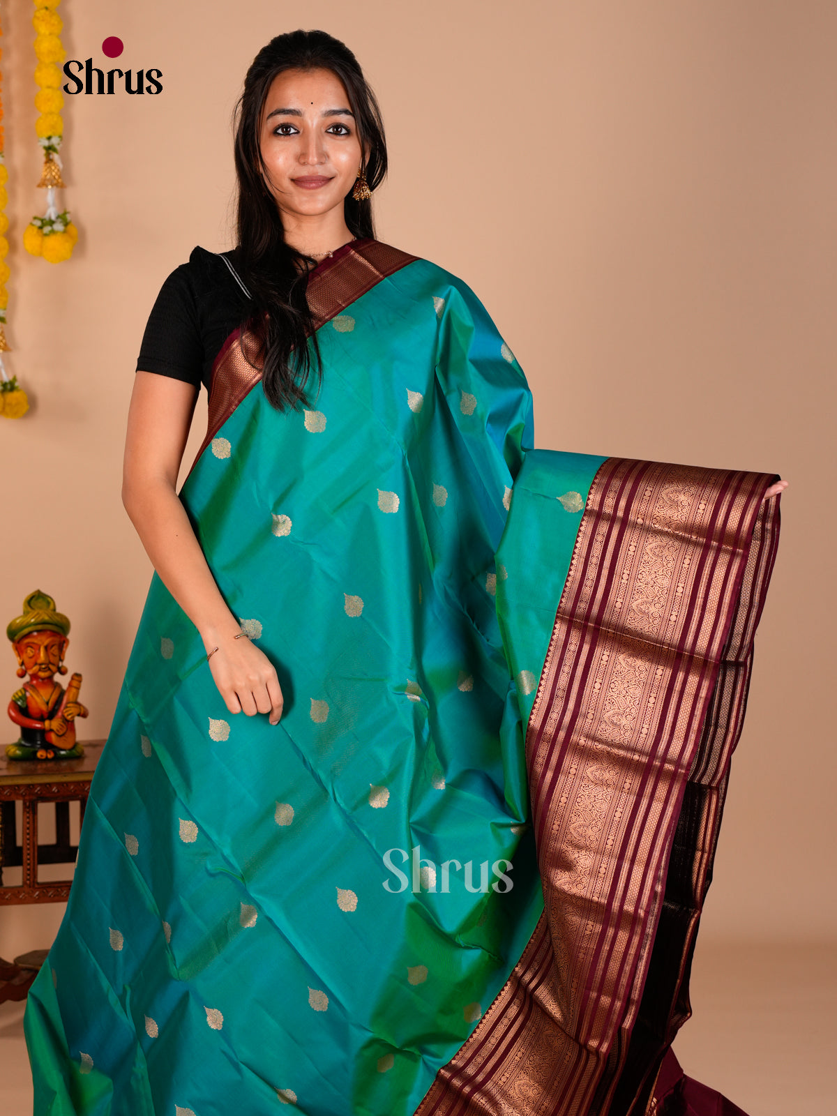 Kanchipuram silk Saree - ECS06195 - Shop on Shrus.com