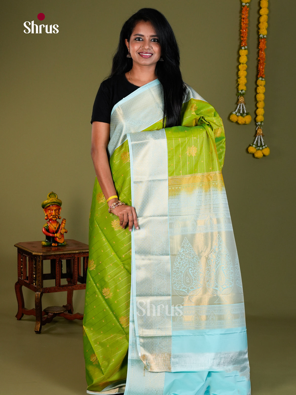 Semi Kanchipuram Saree - ECS10006 - Shop on Shrus.com