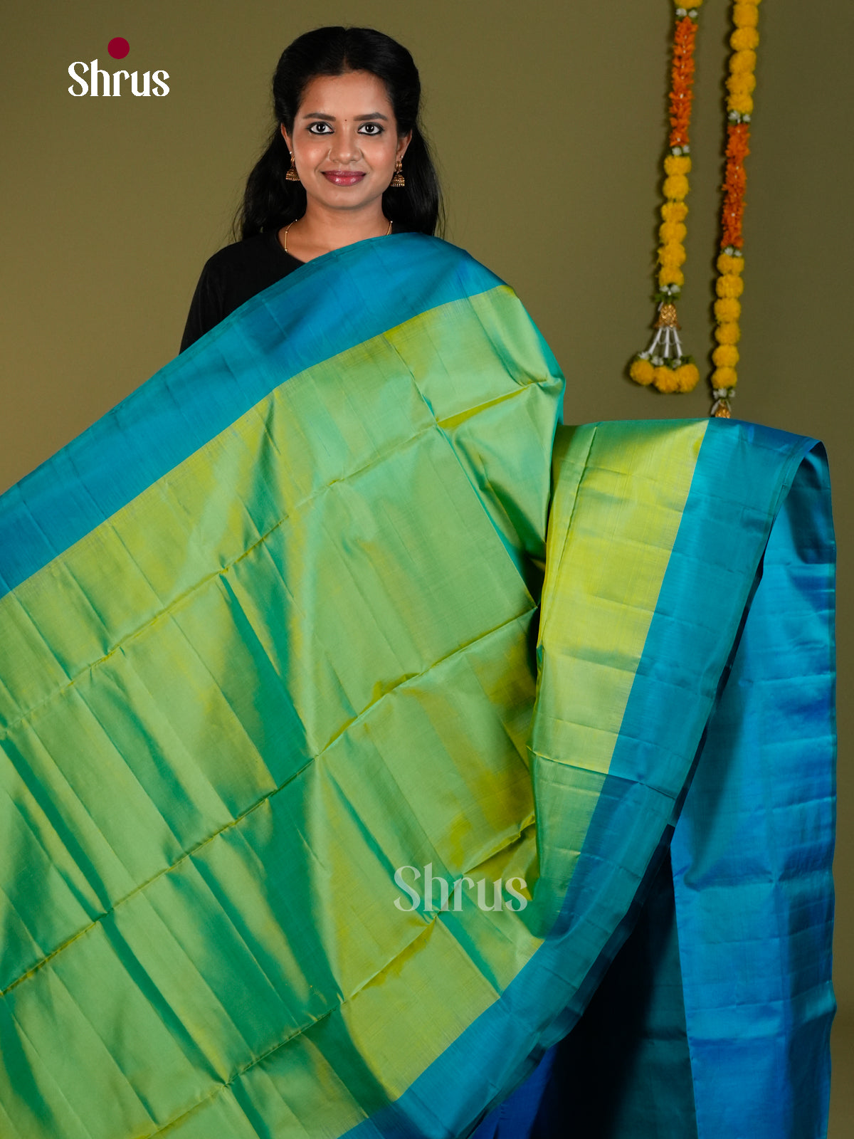 Soft Silk Saree - ECS10066 - Shop on Shrus.com