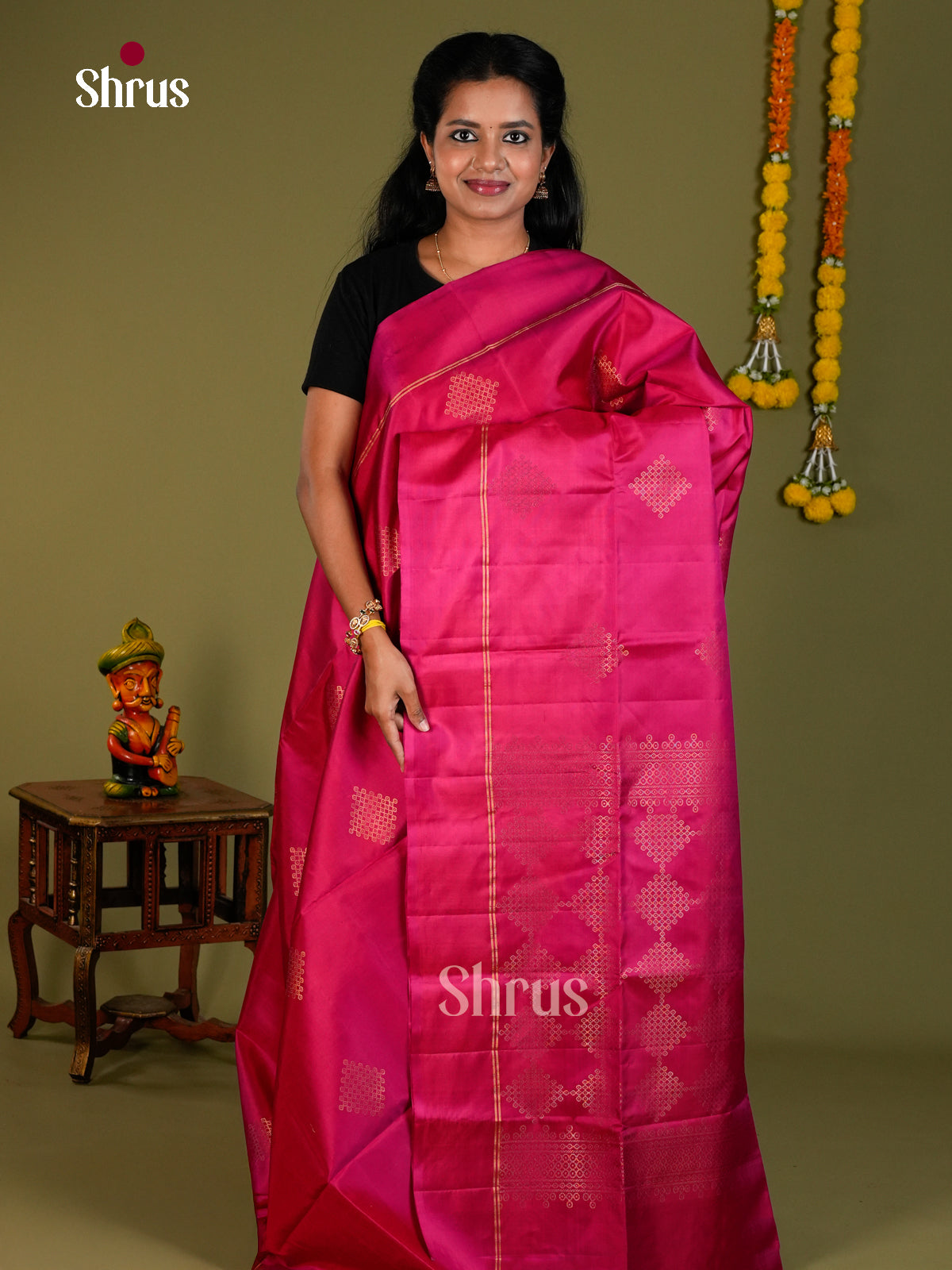 Soft Silk Saree - ECS10072 - Shop on Shrus.com