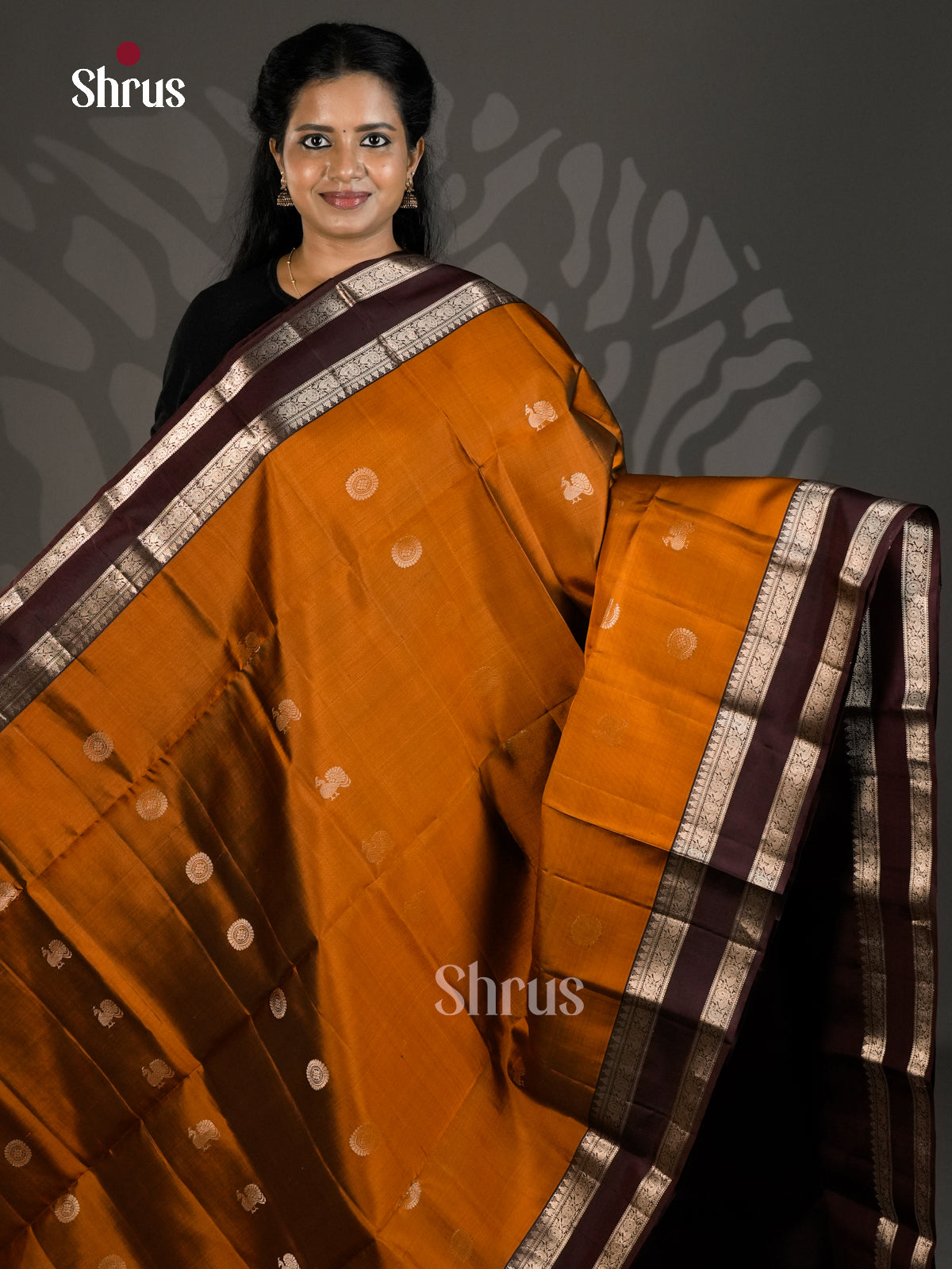 Soft Silk Saree - ECS19024 - Shop on Shrus.com