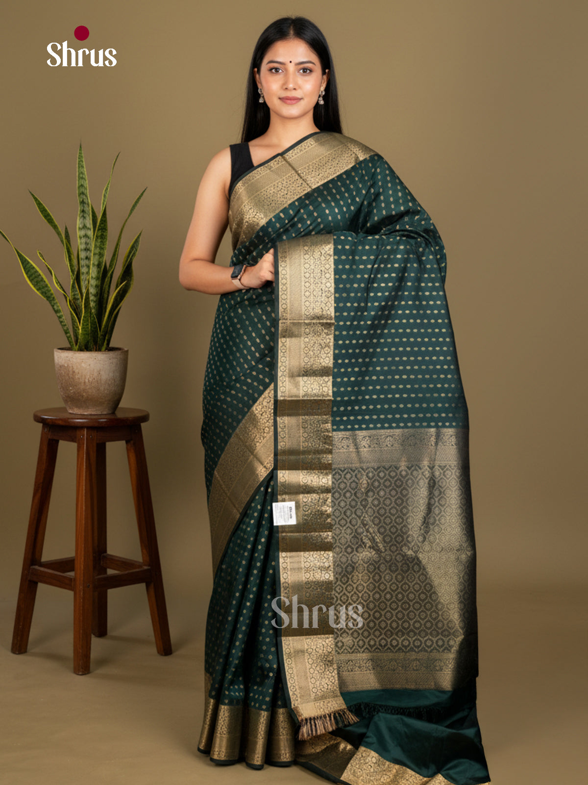 Kanchipuram-halfpure Saree - EDS04076 - Shop on Shrus.com