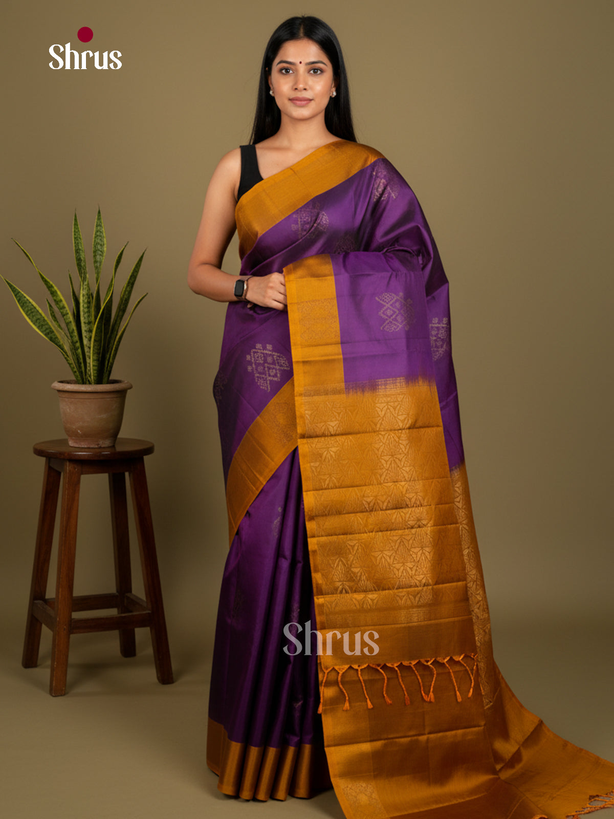 Softsilk-halfpure Saree - EDS04216 - Shop on Shrus.com