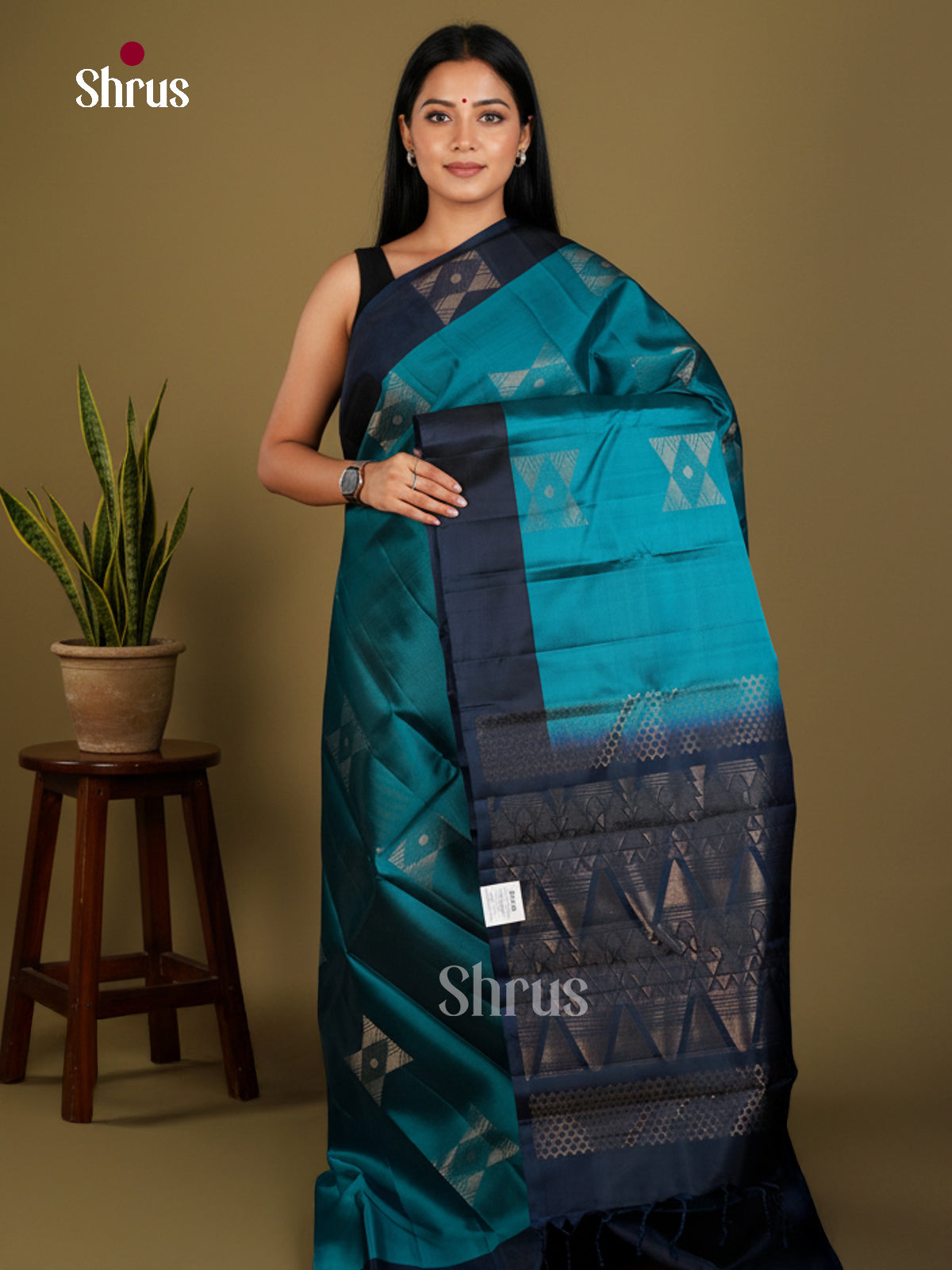 Softsilk-halfpure Saree - EDS04238 - Shop on Shrus.com