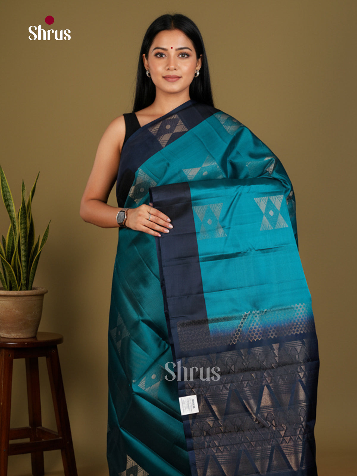 Softsilk-halfpure Saree - EDS04238 - Shop on Shrus.com