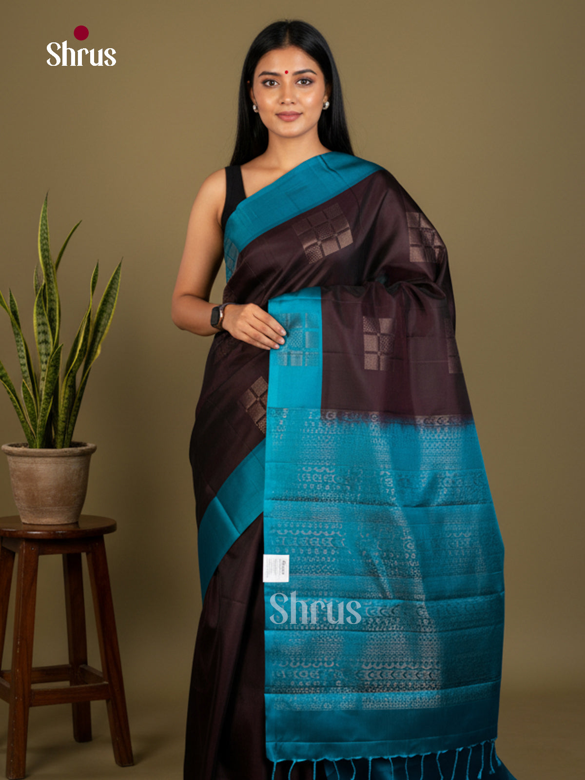 Softsilk-halfpure Saree - EDS04241 - Shop on Shrus.com