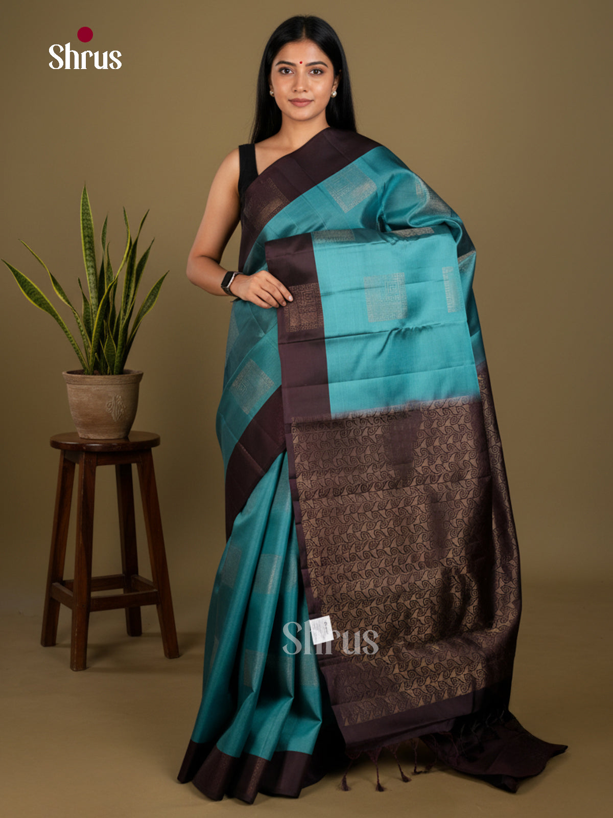 Softsilk-halfpure Saree - EDS04245 - Shop on Shrus.com