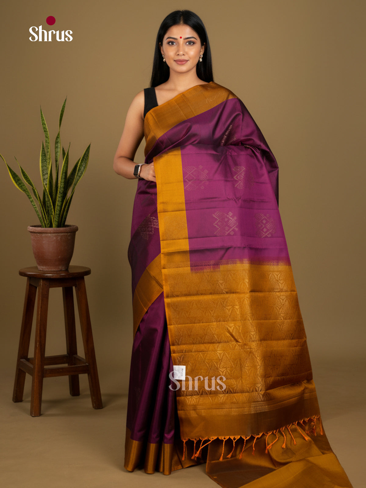 Softsilk-halfpure Saree - EDS04264 - Shop on Shrus.com