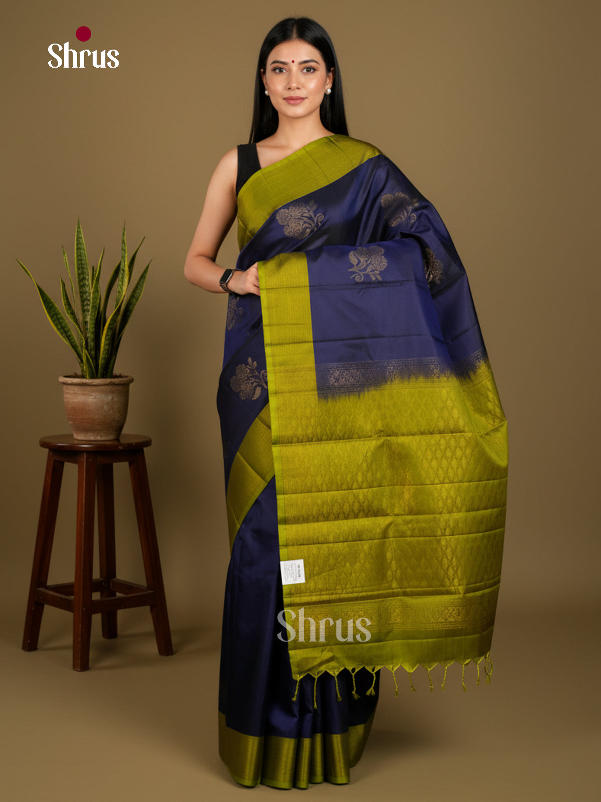 Softsilk-halfpure Saree - EDS04289 - Shop on Shrus.com