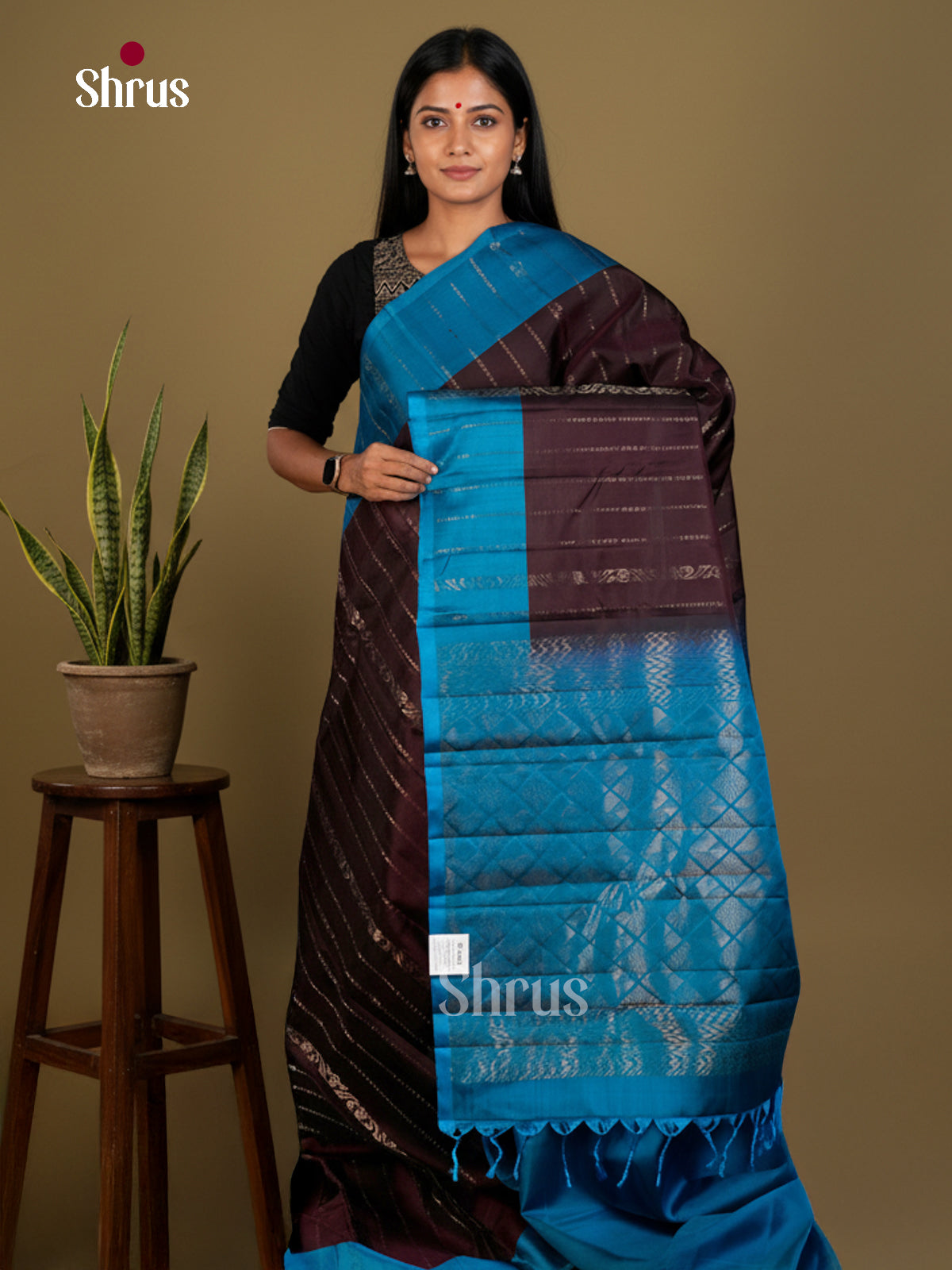 Softsilk-halfpure Saree - EDS04318 - Shop on Shrus.com
