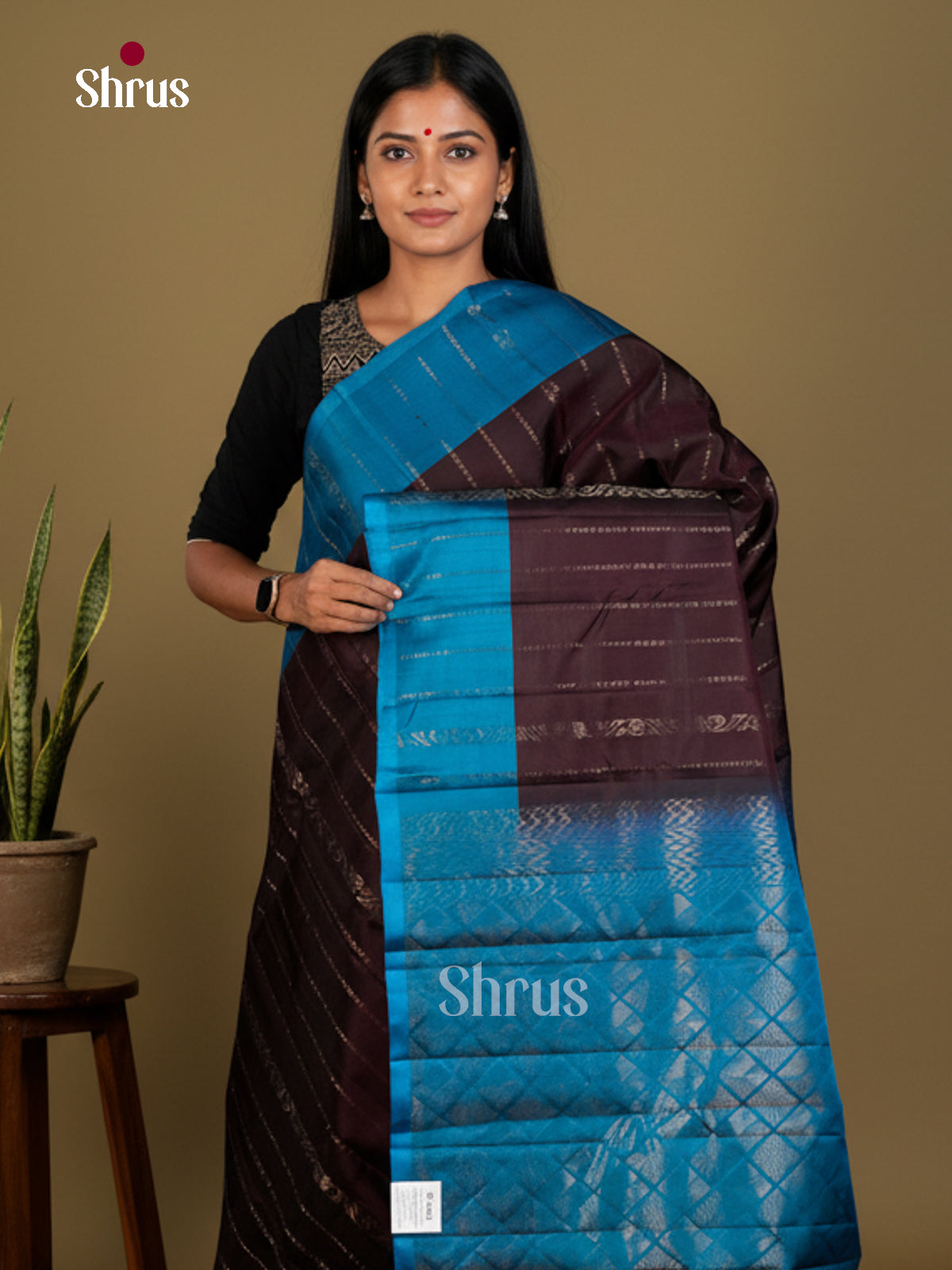 Softsilk-halfpure Saree - EDS04318 - Shop on Shrus.com