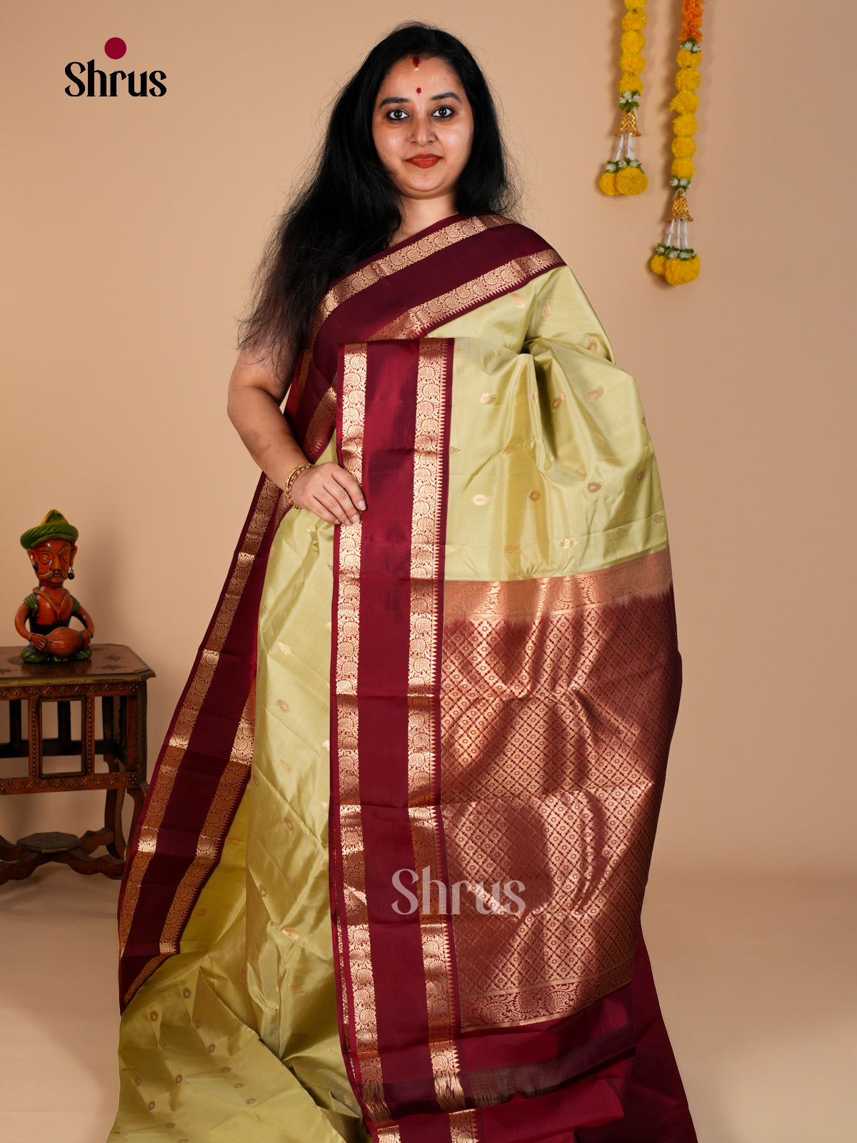 Kanchipuram silk Saree - EDS08078 - Shop on Shrus.com