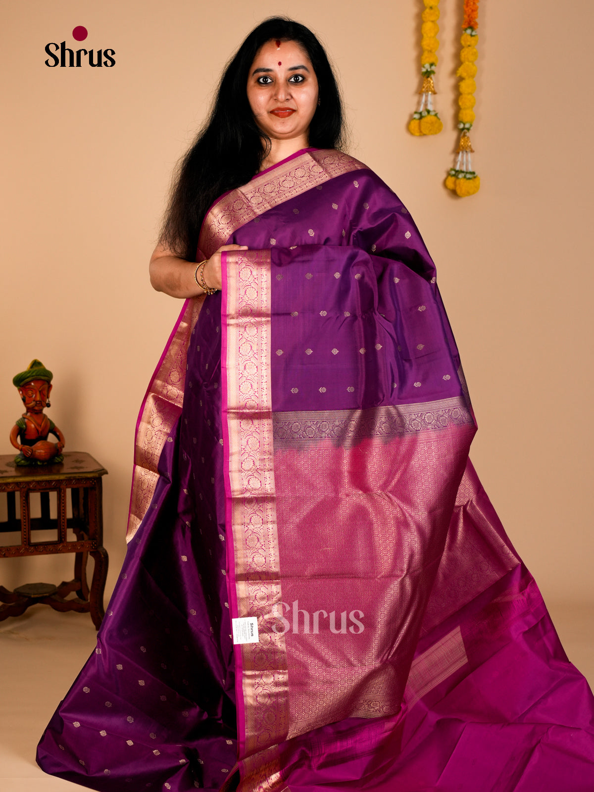 Kanchipuram silk Saree - EDS08092 - Shop on Shrus.com