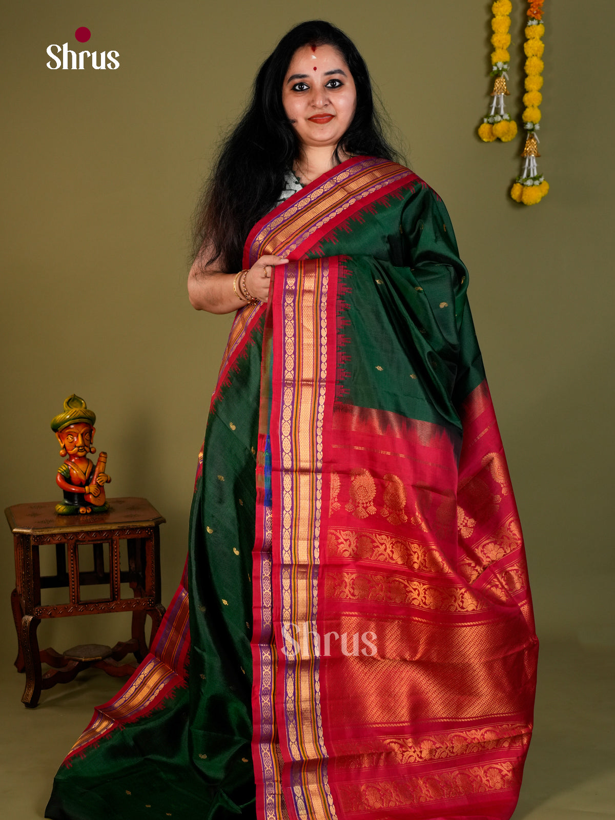 Gadwal silk Saree - EDS11043 - Shop on Shrus.com