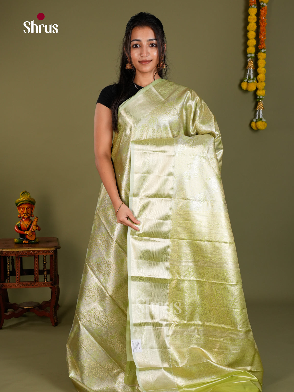 Kanchipuram-halfpure Saree - EDS15030 - Shop on Shrus.com