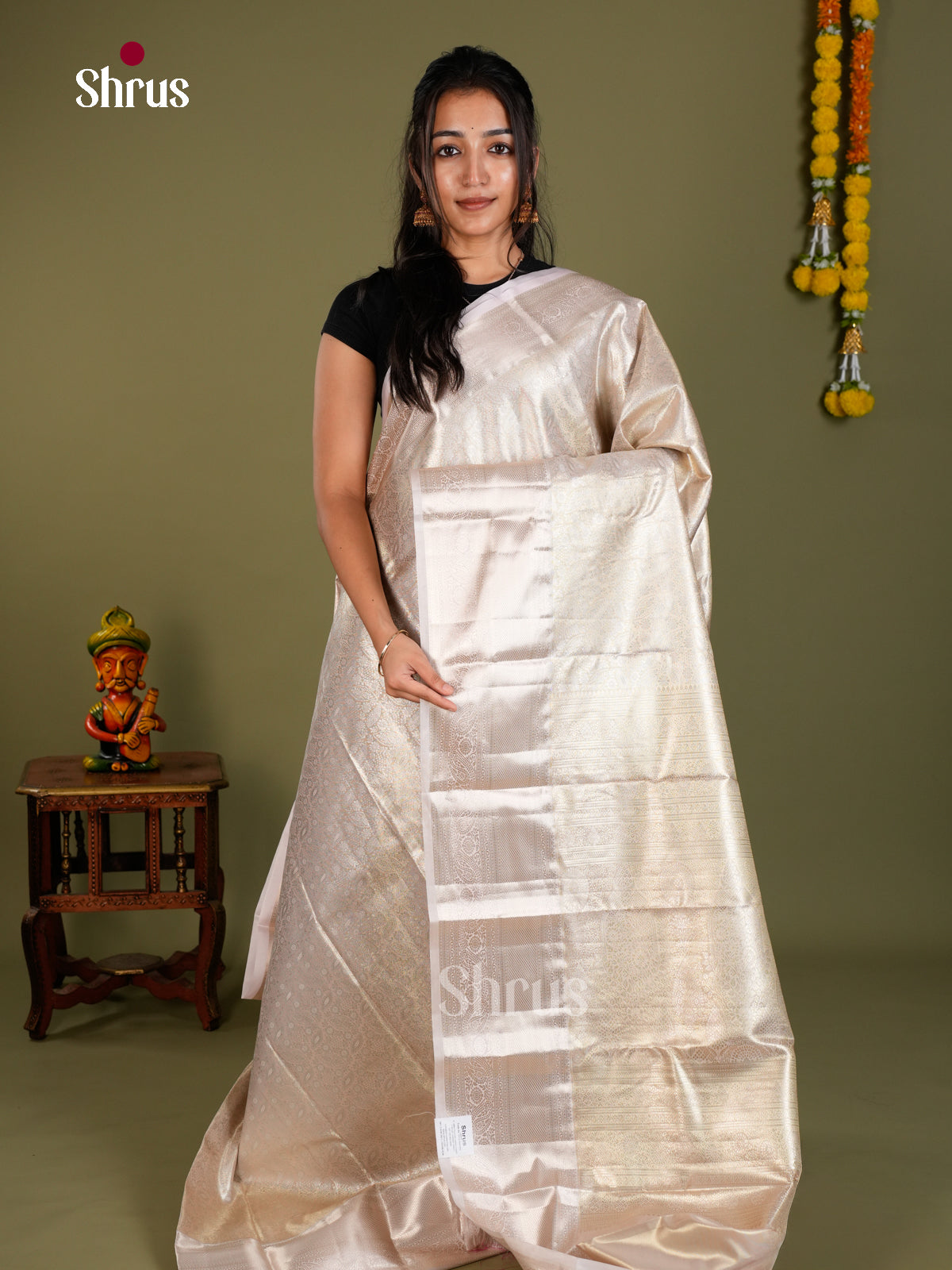 Kanchipuram-halfpure Saree - EDS15036 - Shop on Shrus.com