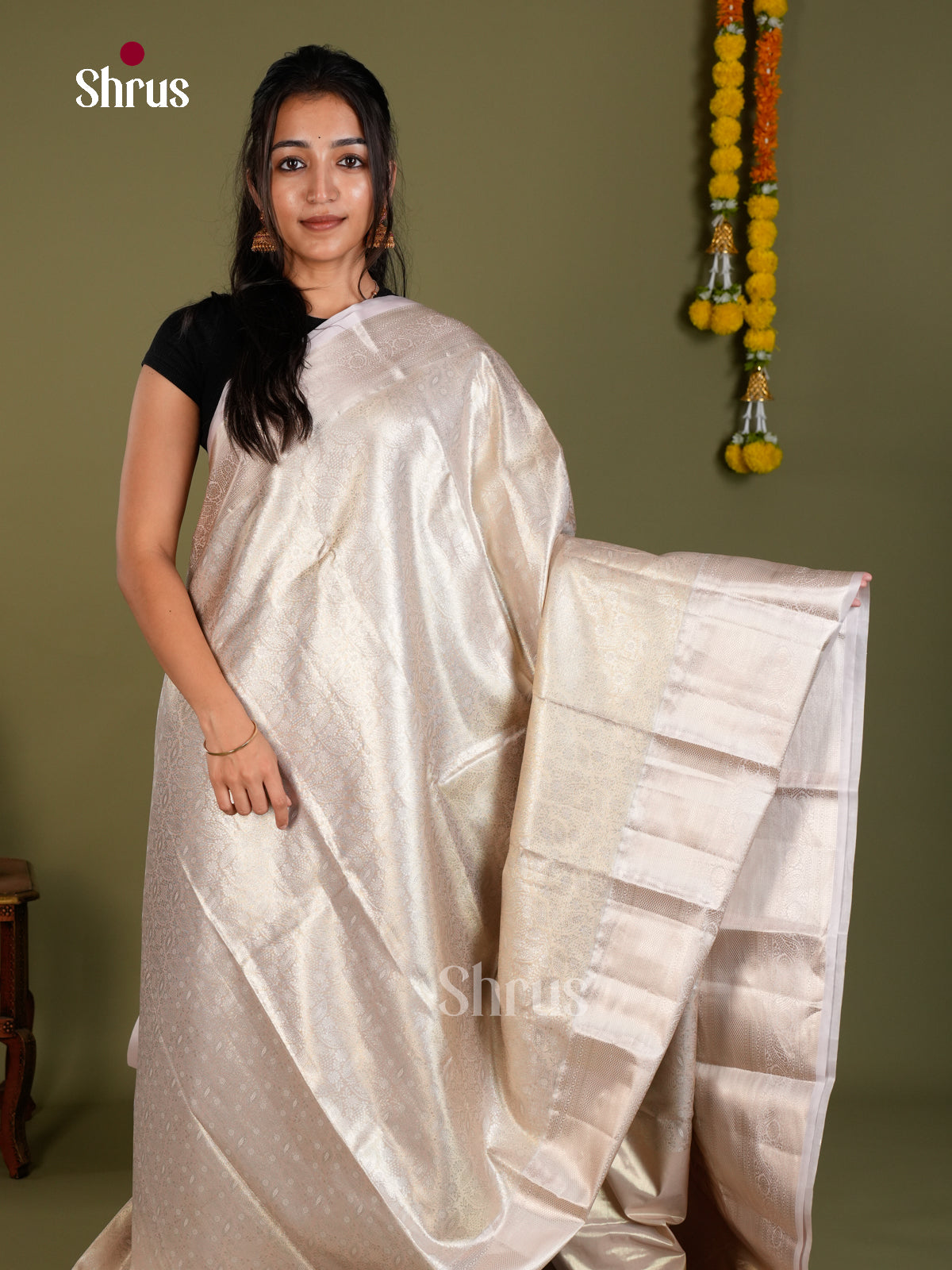 Kanchipuram-halfpure Saree - EDS15036 - Shop on Shrus.com