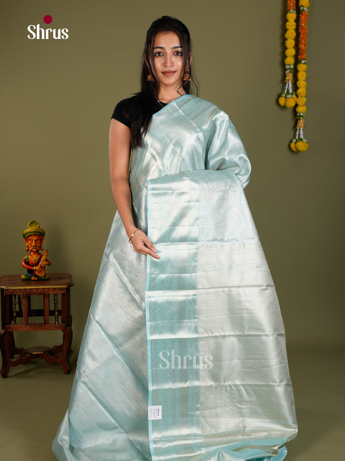 Kanchipuram-halfpure Saree - EDS15040 - Shop on Shrus.com