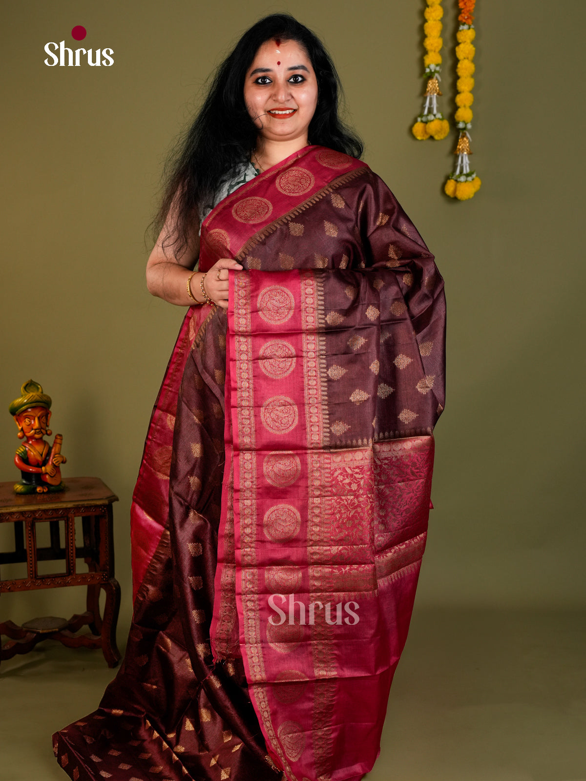 Tussar Saree - EDS18033 - Shop on Shrus.com