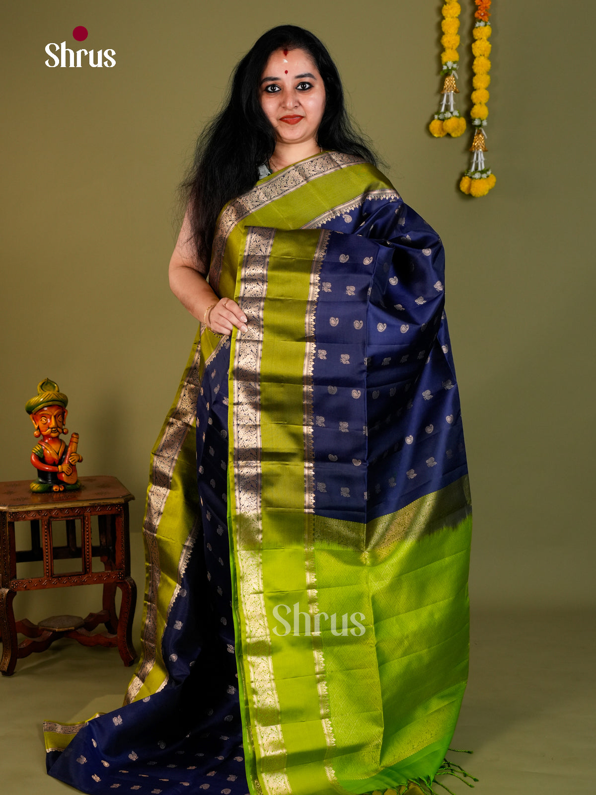 Soft Silk Saree - EDS18093 - Shop on Shrus.com