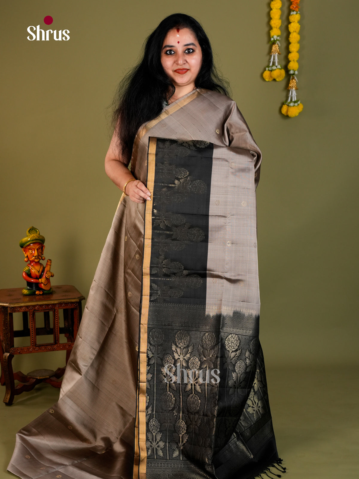 Soft Silk Saree - EDS18105 - Shop on Shrus.com