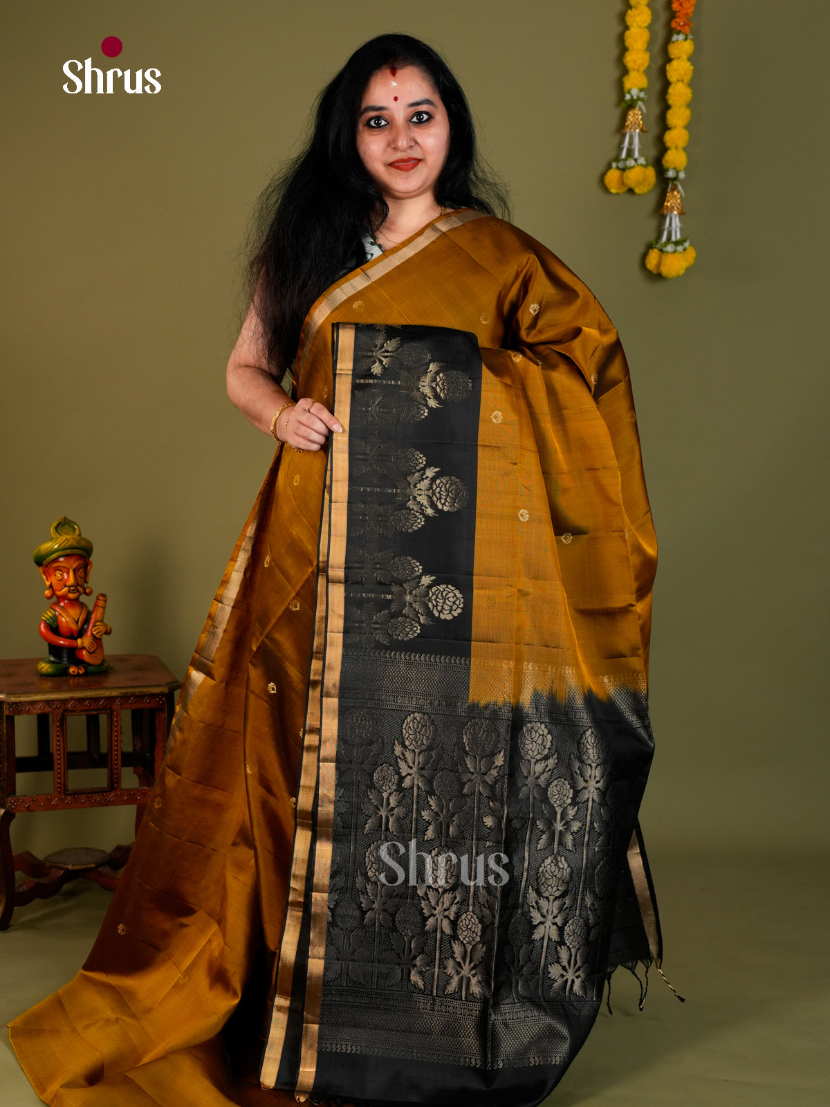 Soft Silk Saree - EDS18106 - Shop on Shrus.com