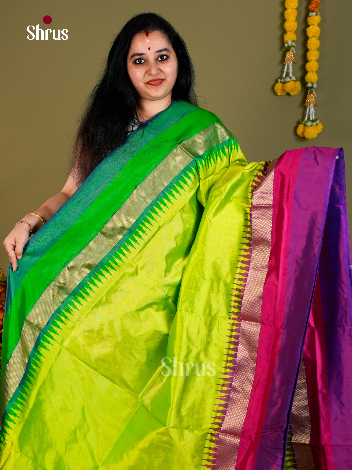 Ikkat Silk Saree - EDS18110 - Shop on Shrus.com