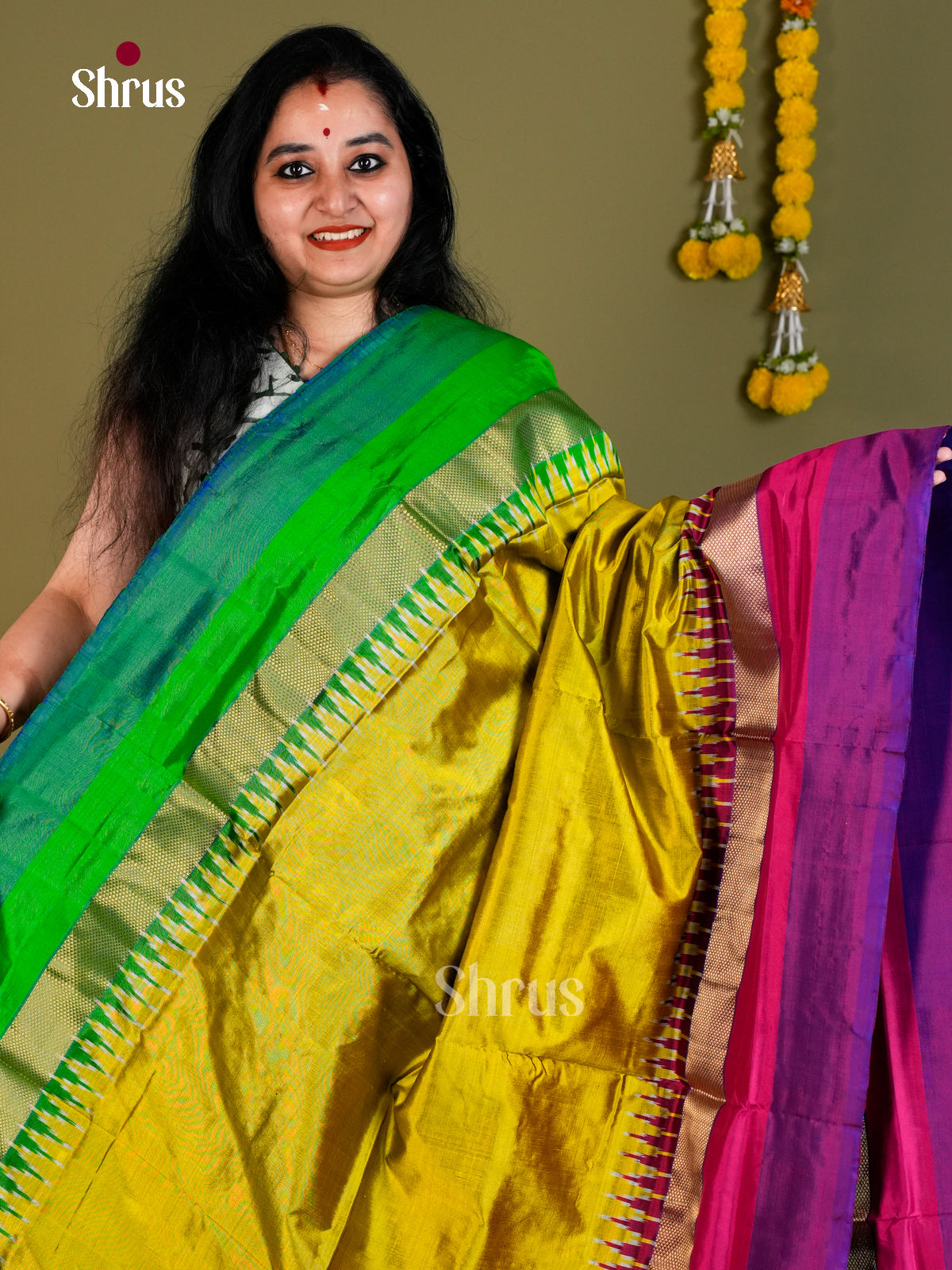 Ikkat Silk Saree - EDS18114 - Shop on Shrus.com