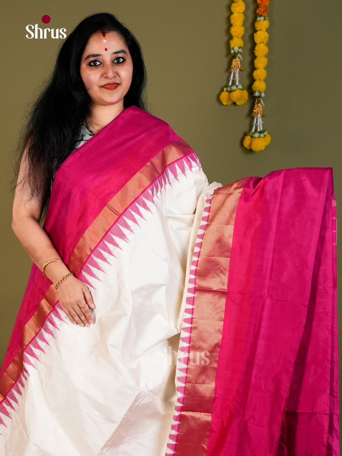 Ikkat Silk Saree - EDS18116 - Shop on Shrus.com