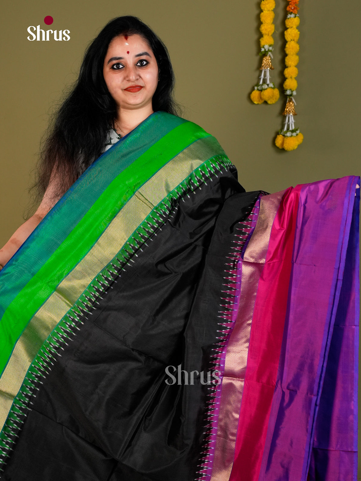 Ikkat Silk Saree - EDS18119 - Shop on Shrus.com