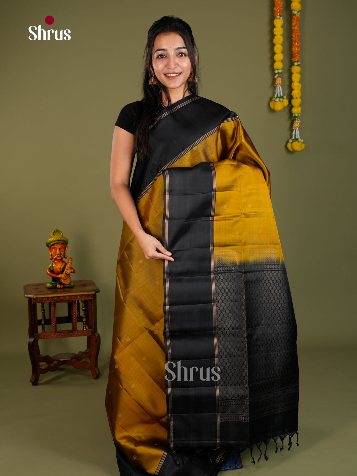 Soft Silk Saree - EDS20027 - Shop on Shrus.com