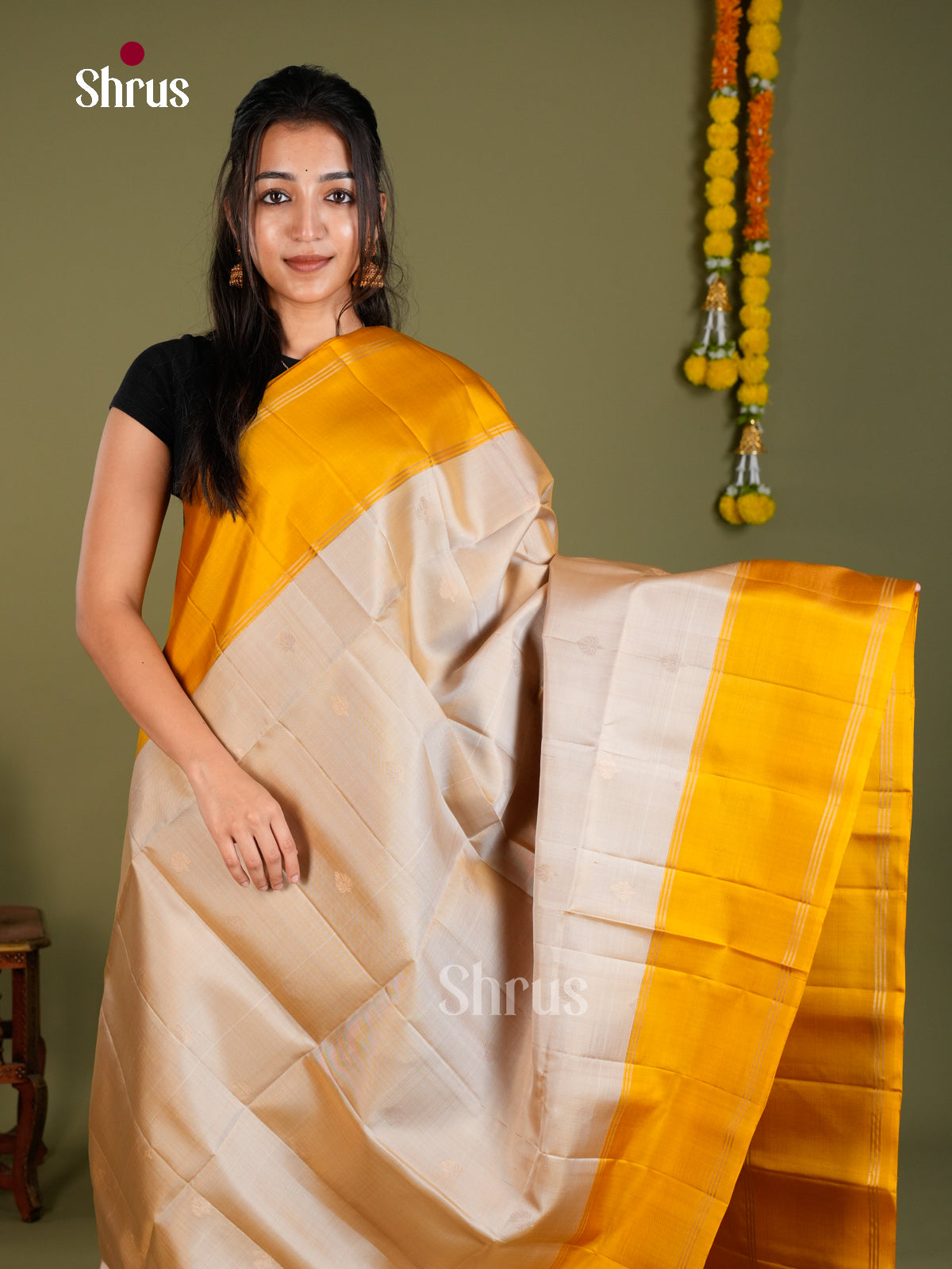 Soft Silk Saree - EDS20039 - Shop on Shrus.com