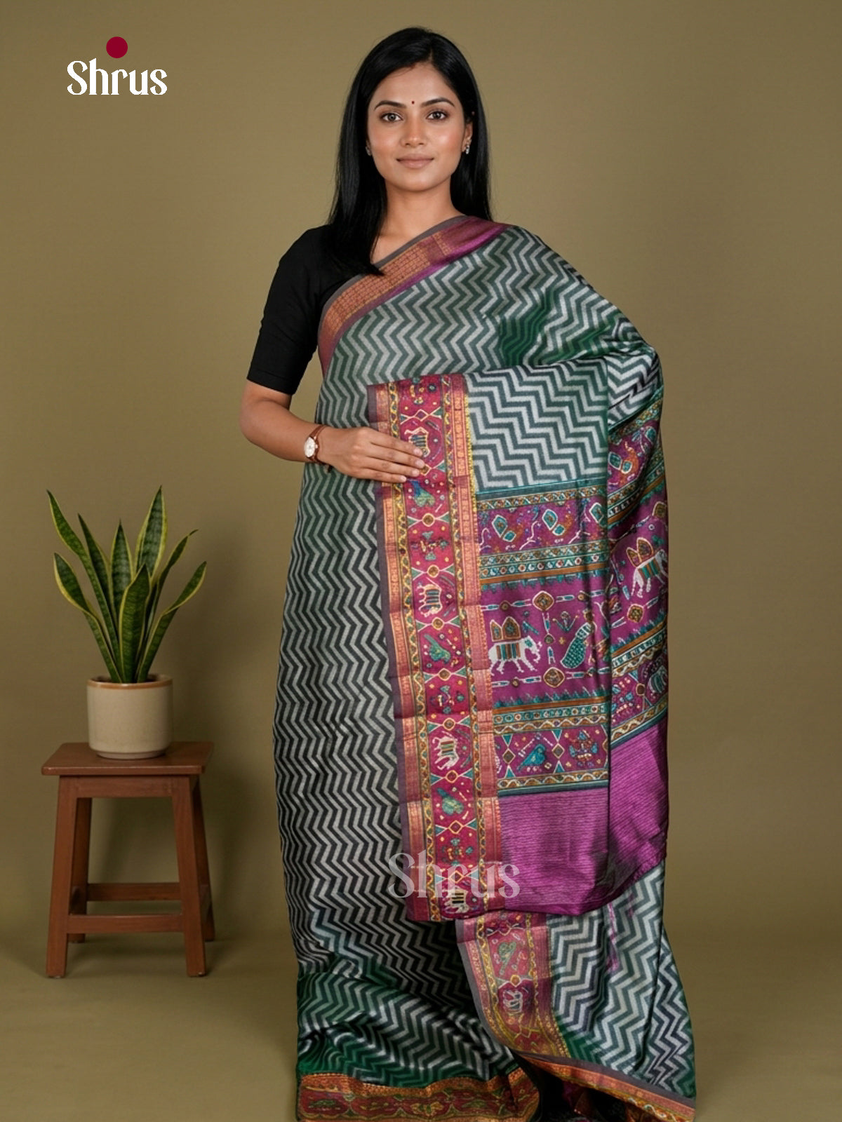 Semi Patola Saree - EDS21119 - Shop on Shrus.com