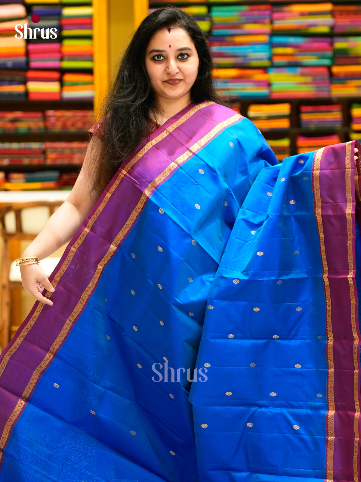 Kanchipuram silk Saree - EES11258 - Shop on Shrus.com