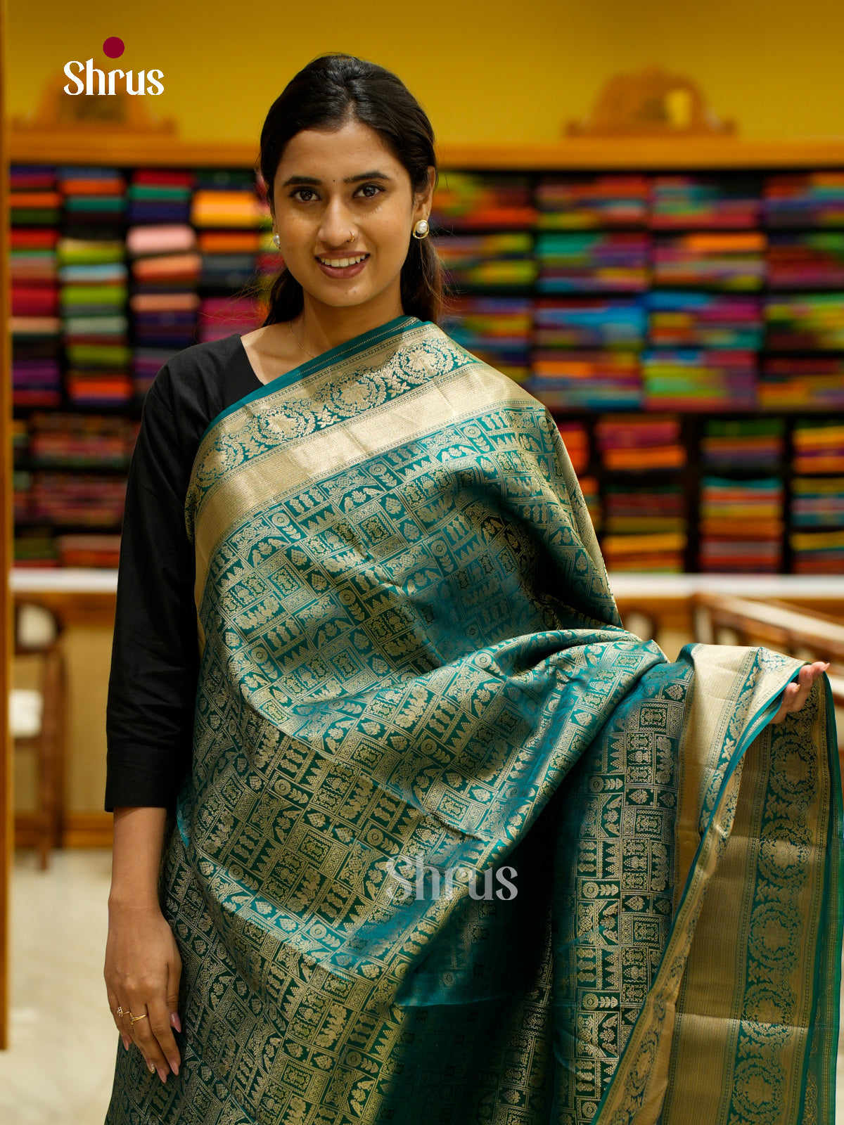 Kanchipuram silk Saree - EES12243 - Shop on Shrus.com