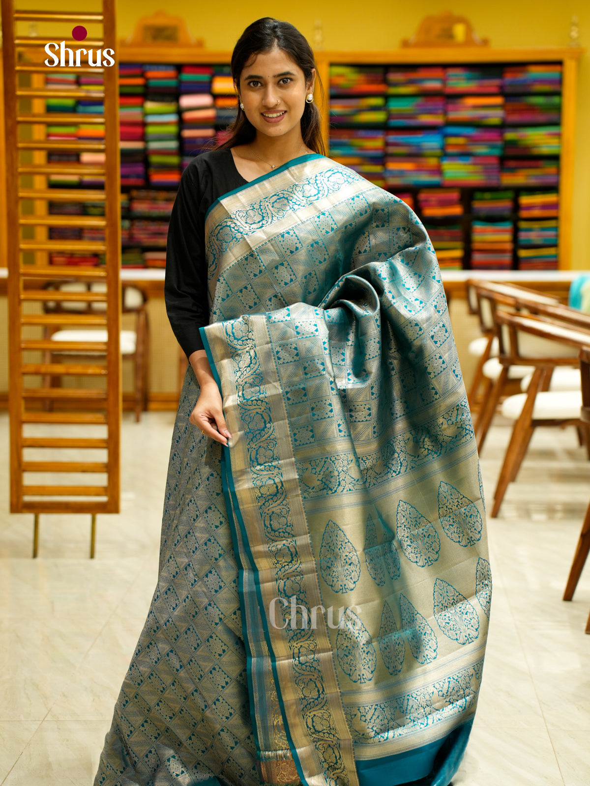 Kanchipuram silk Saree - EES12262 - Shop on Shrus.com
