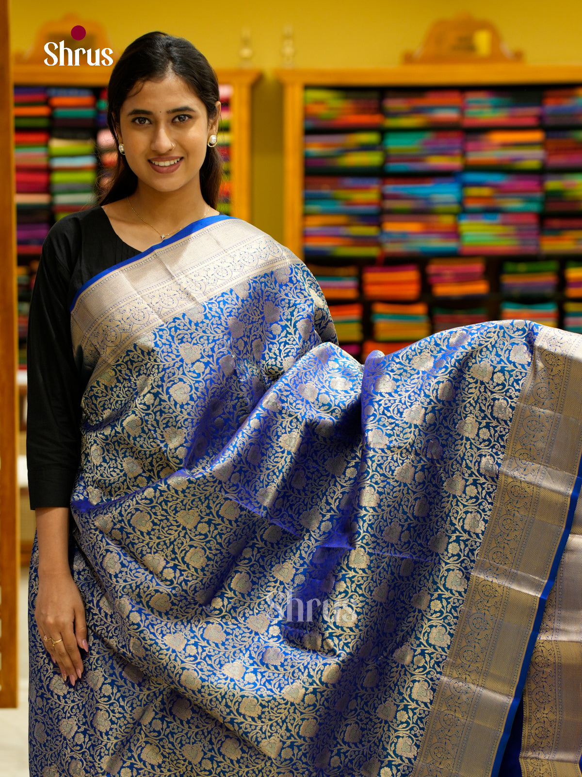 Kanchipuram silk Saree - EES12264 - Shop on Shrus.com